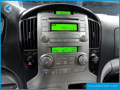 HYUNDAI STAREX 12-SEATER WAGON