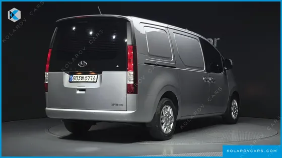 HYUNDAI STARIA CARGO 3-SEATER