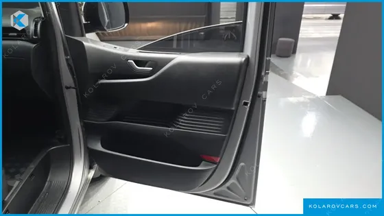 HYUNDAI STARIA CARGO 3-SEATER
