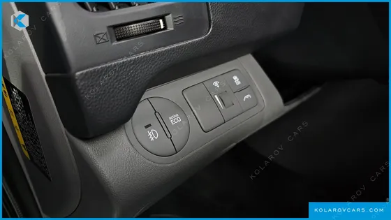 HYUNDAI STAREX 4WD 12-SEATER WAGON