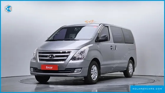 HYUNDAI STAREX 3-SEATER VAN