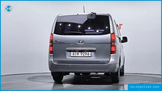HYUNDAI STAREX 3-SEATER VAN