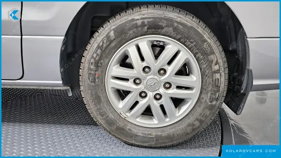 HYUNDAI STAREX 3-SEATER VAN