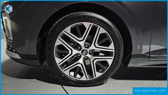 HYUNDAI GRANDEUR EXCLUSIVE