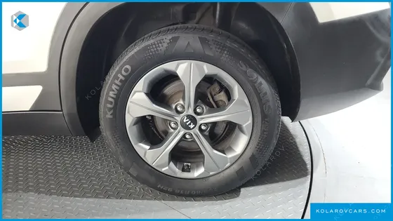 KIA SELTOS GASOLINE 1.6 TURBO 2WD