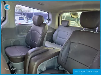 HYUNDAI STAREX 12-SEATER WAGON