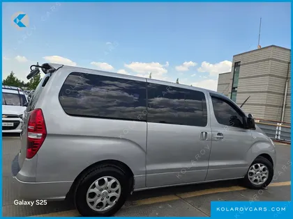 HYUNDAI STAREX 12-SEATER WAGON
