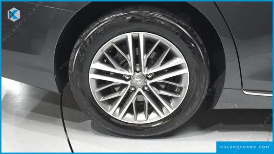 HYUNDAI GRANDEUR 2.4 MODERN