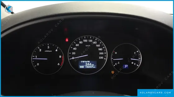 HYUNDAI STAREX 3-SEATER VAN