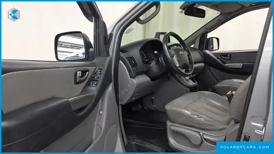 HYUNDAI STAREX CAMPING CAR