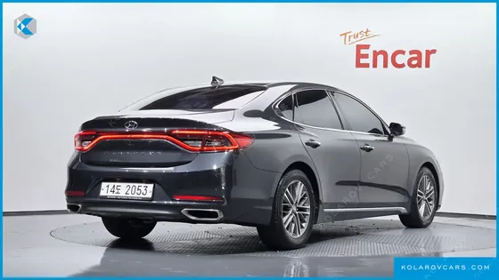 HYUNDAI GRANDEUR 2.4 PREMIUM