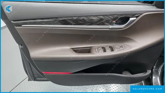 HYUNDAI GRANDEUR 2.4 PREMIUM