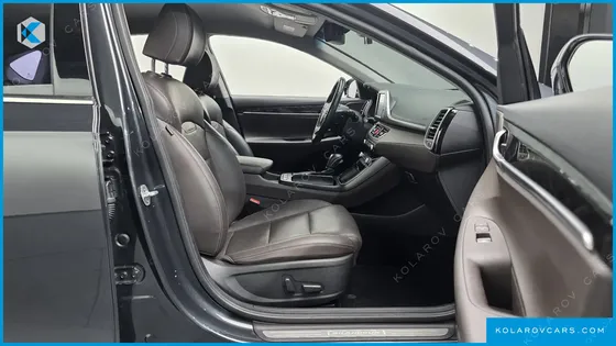 HYUNDAI GRANDEUR 2.4 PREMIUM