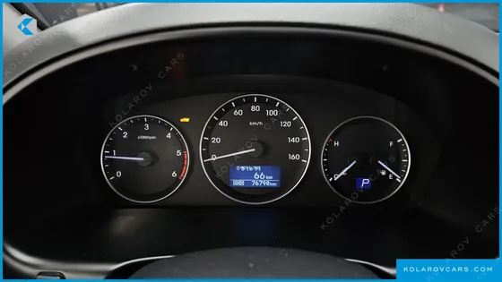 HYUNDAI STAREX 12-SEATER WAGON