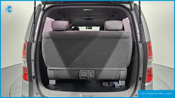 HYUNDAI STAREX 12-SEATER WAGON