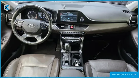 HYUNDAI GRANDEUR 3.0 LPI MODERN (RENTAL CAR)