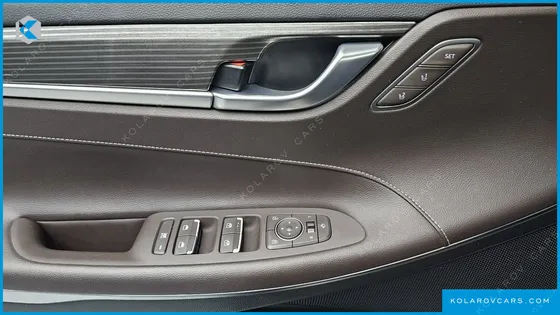 HYUNDAI GRANDEUR 3.0 LPI EXCLUSIVE (RENTAL CAR)