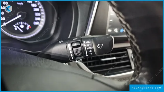 HYUNDAI GRANDEUR 3.0 LPI EXCLUSIVE (RENTAL CAR)