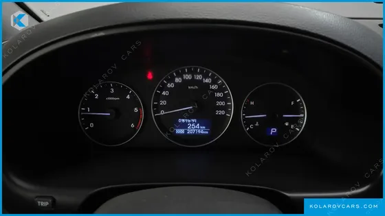 HYUNDAI STAREX 3-SEATER VAN