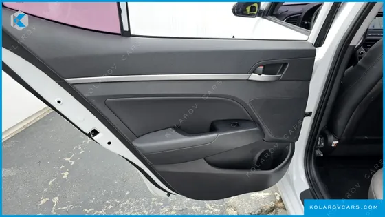HYUNDAI ELANTRA (AVANTE) 1.6 E-VGT SMART
