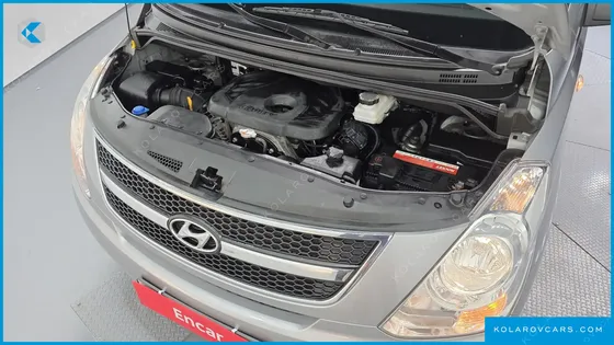 HYUNDAI STAREX 4WD 12-SEATER WAGON