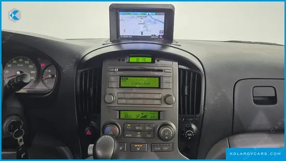 HYUNDAI STAREX 4WD 12-SEATER WAGON