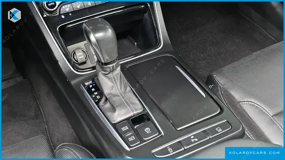 HYUNDAI GRANDEUR 2.2 DIESEL PREMIUM