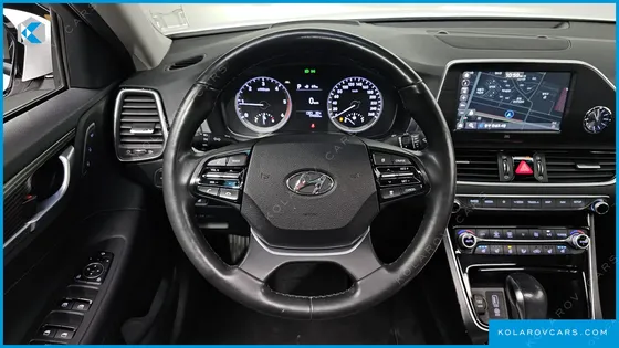 HYUNDAI GRANDEUR 2.2 DIESEL PREMIUM