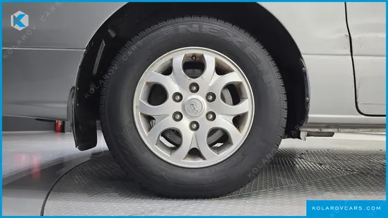 HYUNDAI STAREX 12-SEATER WAGON