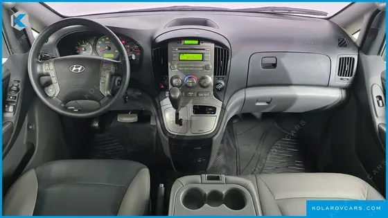 HYUNDAI STAREX 12-SEATER WAGON