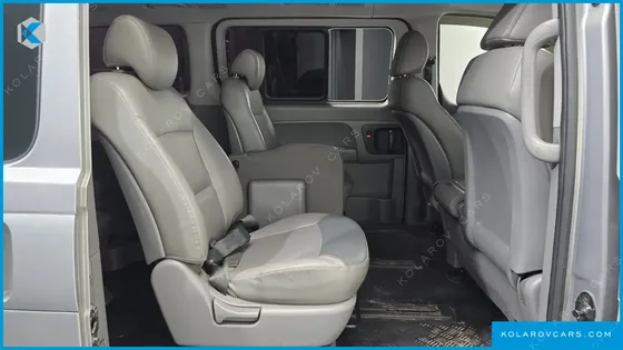 HYUNDAI STAREX 12-SEATER WAGON