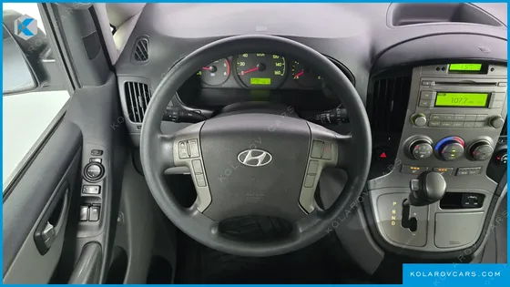 HYUNDAI STAREX 12-SEATER WAGON