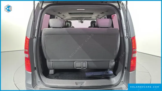 HYUNDAI STAREX 12-SEATER WAGON