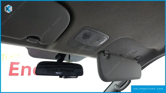 HYUNDAI STAREX 3-SEATER VAN