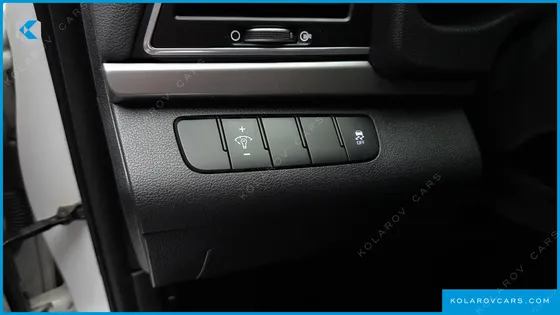 HYUNDAI ELANTRA (AVANTE) 1.6 GDI SMART