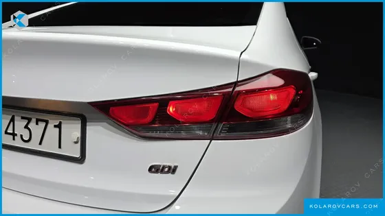 HYUNDAI ELANTRA (AVANTE) 1.6 GDI SMART