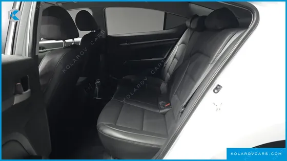 HYUNDAI ELANTRA (AVANTE) 1.6 GDI SMART