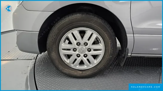 HYUNDAI STAREX 12-SEATER WAGON