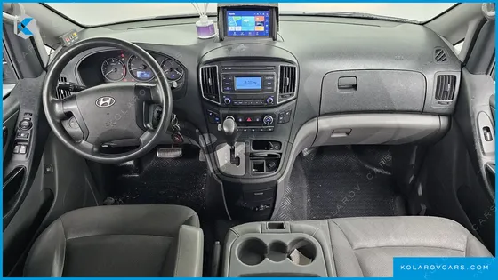 HYUNDAI STAREX 12-SEATER WAGON