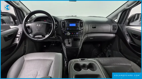 HYUNDAI STAREX 12-SEATER WAGON