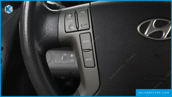 HYUNDAI STAREX 12-SEATER WAGON