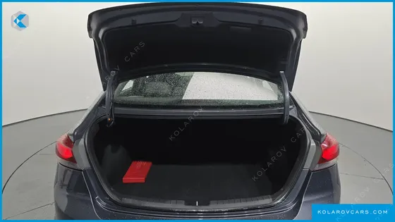 HYUNDAI ELANTRA (AVANTE) 1.6 GDI VALUE PLUS