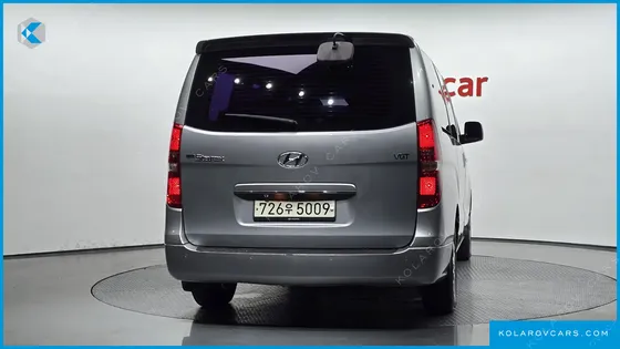 HYUNDAI STAREX 12-SEATER WAGON
