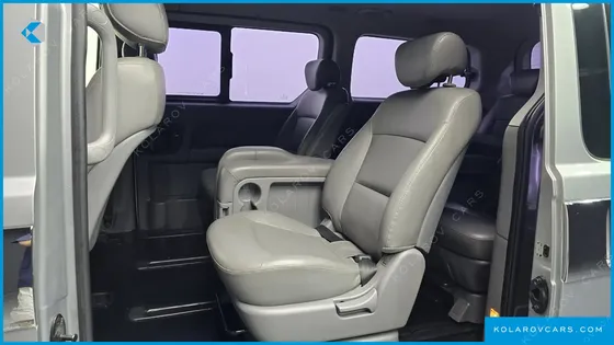 HYUNDAI STAREX 12-SEATER WAGON