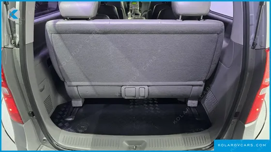 HYUNDAI STAREX 12-SEATER WAGON