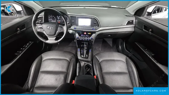 HYUNDAI ELANTRA (AVANTE) 1.6 GDI SMART