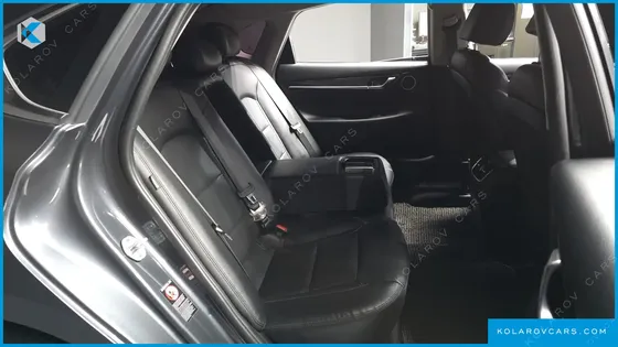 HYUNDAI GRANDEUR 2.4 MODERN BASIC (RENTAL CAR)