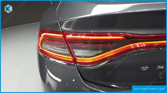 HYUNDAI GRANDEUR 2.4 MODERN BASIC (RENTAL CAR)