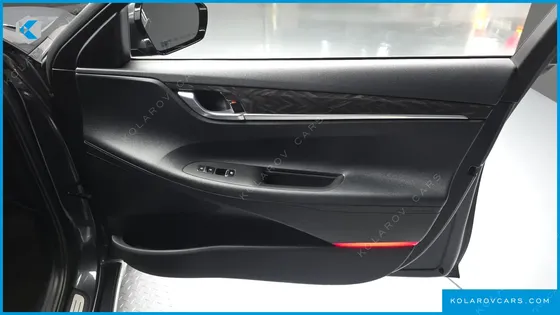 HYUNDAI GRANDEUR 2.4 MODERN BASIC (RENTAL CAR)