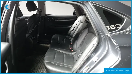 HYUNDAI GRANDEUR 2.4 MODERN BASIC (RENTAL CAR)